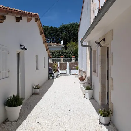 Renove A Quelques Pas De La Royan